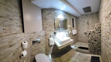 PURPLE STONE ROOM | Bathroom