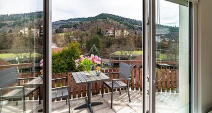Appartement 'Vogtshaus' avec vue sur la montagne, terrasse commune, jusqu'Ă 6 personnes