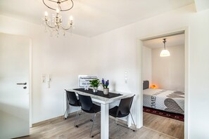 1 makuuhuone, silitysrauta/-lauta, ilmainen Wi-Fi, vuodevaatteet