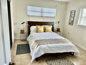 3 bedrooms, in-room safe, iron/ironing board, travel cot - Sunny Canal-Front Home w/ Lanai & Grill! (North Fort Myers)