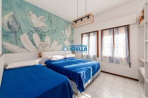 2 bedrooms