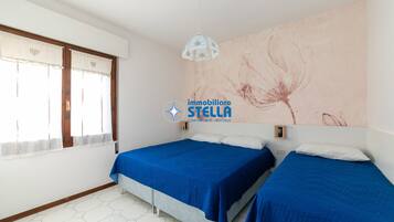 2 bedrooms