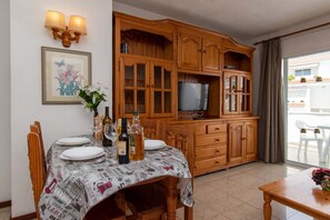 Dining - Las Blanquitas 9 (Playa de Las Americas)
