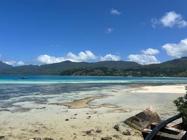 Pemandangan pantai/laut