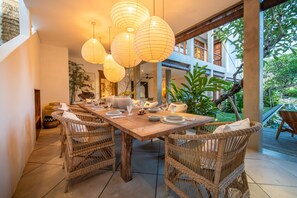 Outdoor dining - Secluded 4BR, Berawa Rice Field Bliss (Canggu)