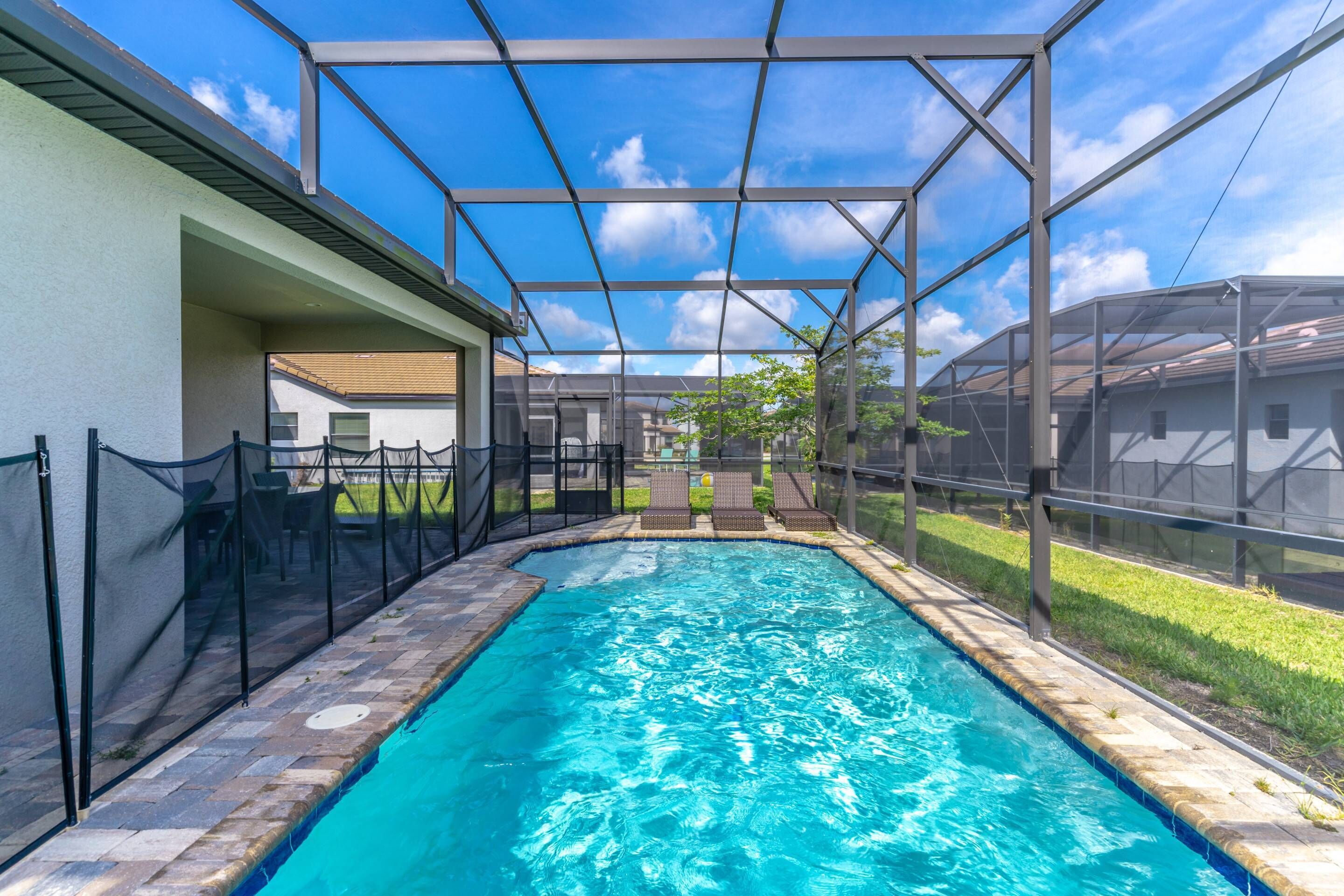 Single-Story 3 Bed 2.5 Bath Home w/Private Pool | Minutes from Legoland!
