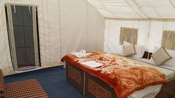Deluxe Tent | Bed sheets