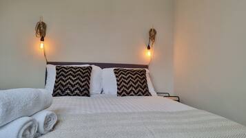 1 bedroom, iron/ironing board, free WiFi