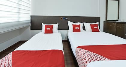 Hotel O Mini Indah