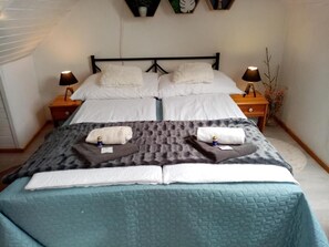 Blackout curtains, soundproofing, iron/ironing board, free WiFi