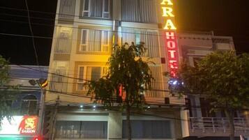 Mặt tiền nơi lưu trú