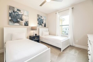 3 bedrooms, in-room safe, iron/ironing board, travel cot