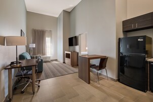 Cortinas blackout, quartos à prova de som, ferros/tábuas de passar roupa