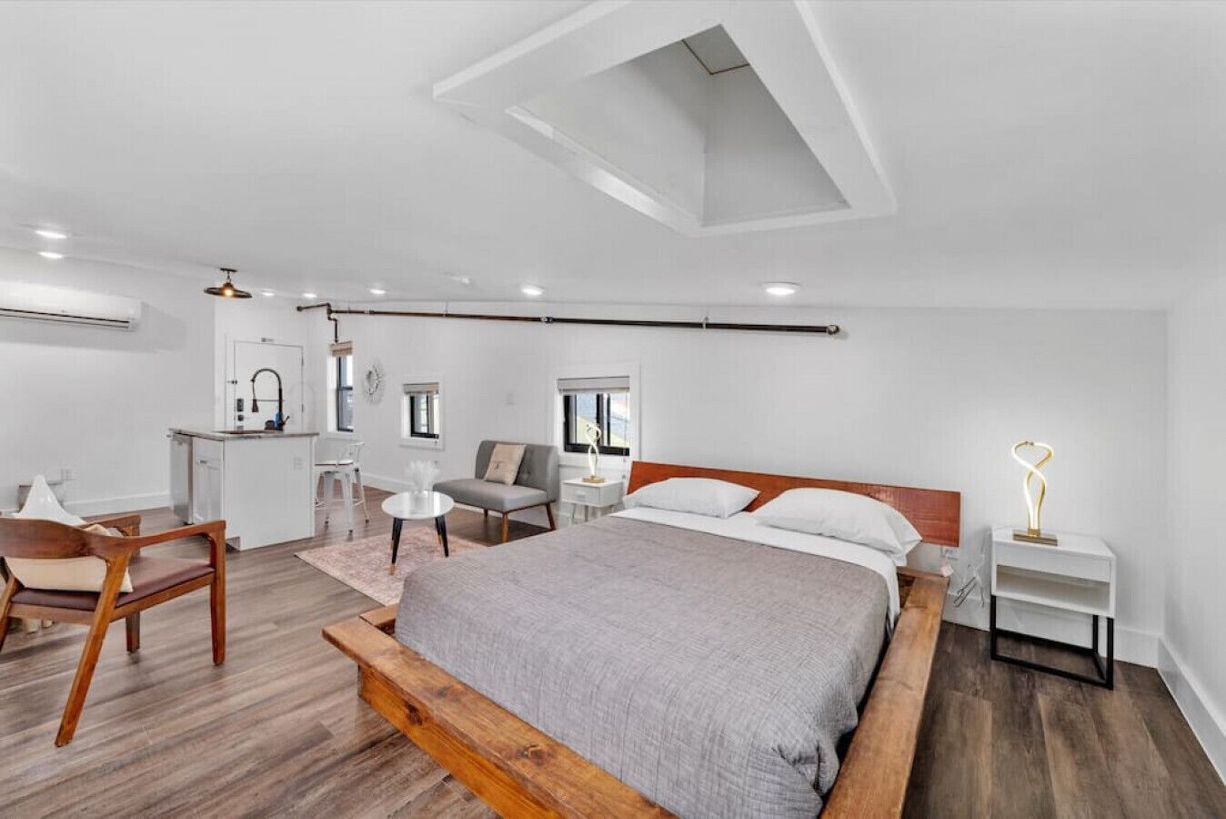 1 Schlafzimmer, Schreibtisch, Bügeleisen/Bügelbrett, kostenloses WLAN