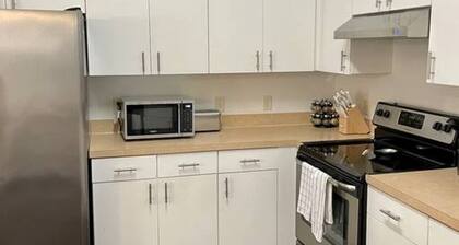 Stylish Rancher| Pet-Friendly | Minutes to WEC