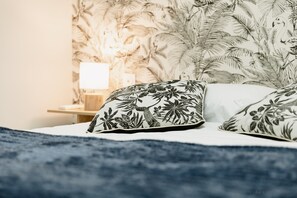 2 chambres, lit parapluie, Wi-Fi gratuit, draps fournis