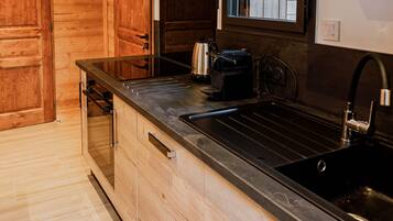 Fridge, microwave, dishwasher