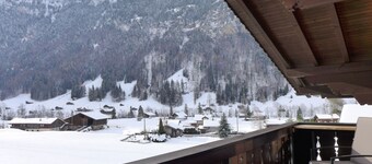 Elsighornblick by Interhome