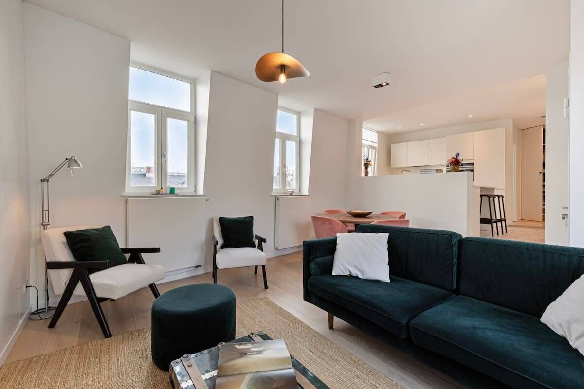 Fernseher, Kamin, Arbeitsbereiche