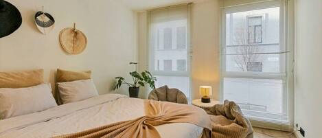 1 chambre, fer et planche à repasser, lit parapluie, Wi-Fi