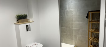 GĂźte Zen Lonora