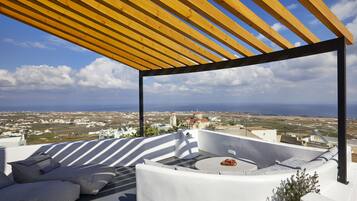 Suíte superluxo, 1 quarto, banheira de hidromassagem, vista para o mar | Sacada