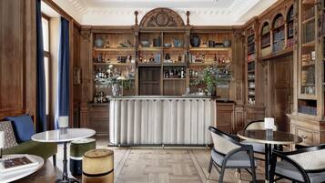 Snack bar