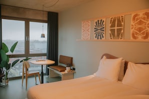 Deluxe Room | In-room safe, desk, laptop workspace, blackout drapes - Hotel Jansen Amsterdam Bajeskwartier (Amsterdam)