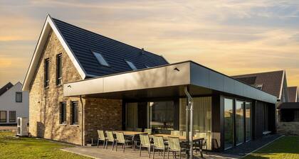 Badhuis Wind Poolhome