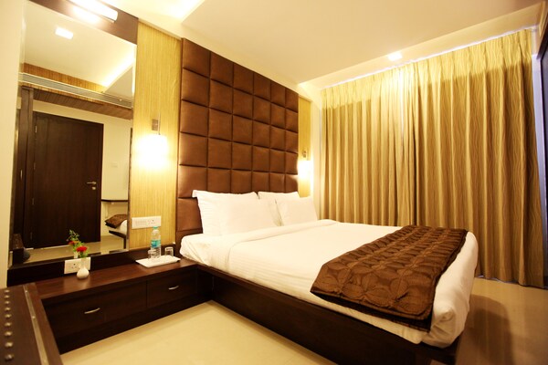 Hotel Dortn - Pune