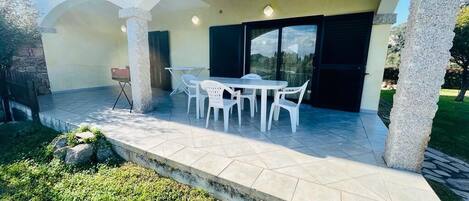 Apartment | Terrace/patio