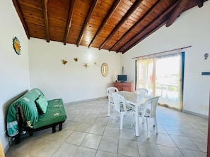 Apartment | Esszimmer