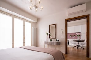 Bügeleisen/Bügelbrett, kostenloses WLAN, Bettwäsche