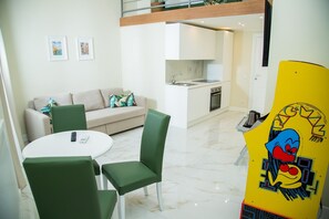 Living area - Gentile Suite (Naples)