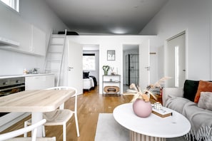 Luxury Villa, Multiple Beds, Lake View | 2 bedrooms, premium bedding, down comforters, pillowtop beds - Breathtaking Lakefront mini villas (Bro)