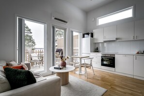 Luxury Villa, Multiple Beds, Lake View - Breathtaking Lakefront mini villas (Bro)