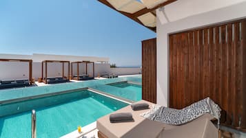Premium Double Room, Private Pool | Terrace/patio