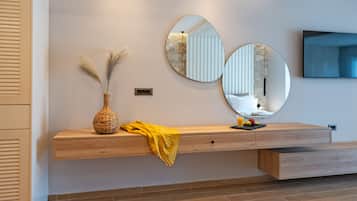 Premium bedding, memory foam beds, free minibar, in-room safe