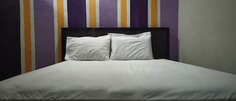 Laptop workspace, free WiFi, bed sheets