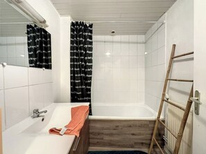 Free toiletries, hair dryer, towels, toilet paper