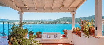 Casa Azzurra by Wonderful Italy