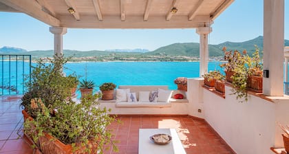 Casa Azzurra by Wonderful Italy