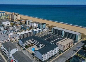 Exterior - Tiffanie by the Sea Ocean Block with pool (Ocean City)