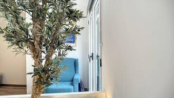 Apartment | 1 bedroom, desk