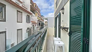 Apartment | 1 bedroom, desk