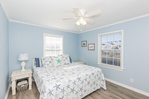 6 Schlafzimmer, Bügeleisen/Bügelbrett, kostenloses WLAN