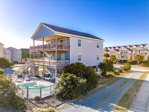 Exterior - Sea-Sun's Greetings! Steps to the beach! Private Pool!  Pet Friendly! (Surf City)