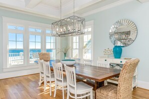 Dining - Lime Time - Ultra Luxurious 7BR Oceanfront Home with community pool (North Topsail Beach)