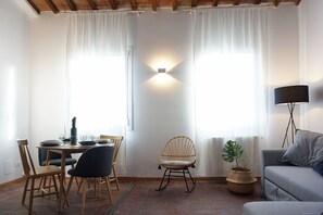 Family Studio | Living area - Palazzuolo 118 Cozy apartments (Florence)