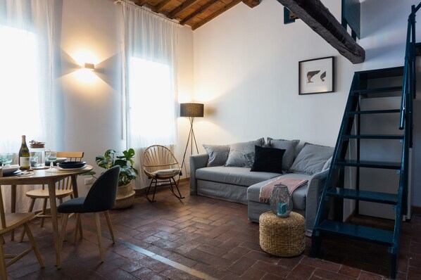 Monolocale familiare | Area soggiorno